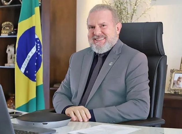 Governador do Tocantins é alvo de operação da Polícia Federal