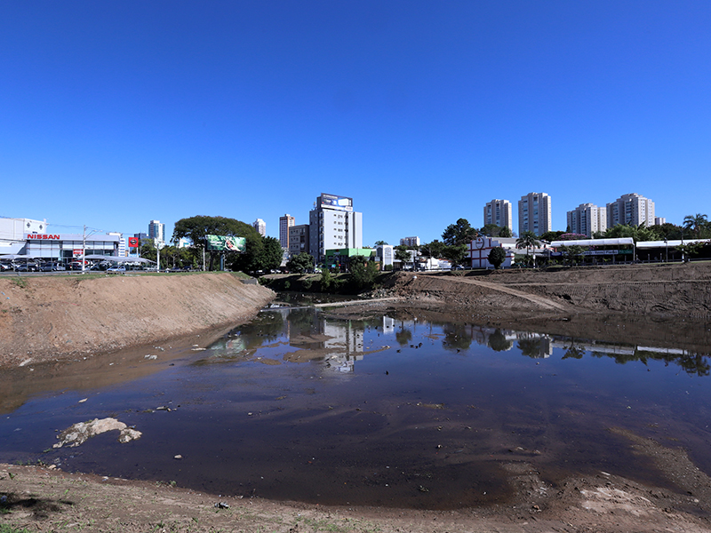 Piscinão da Norte-Sul tem cerca de 90 mil metros quadrados Divulgação/PMC