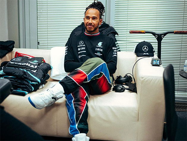 F1: “Pilotar pela Ferrari é o sonho de qualquer um”, afirma Hamilton 