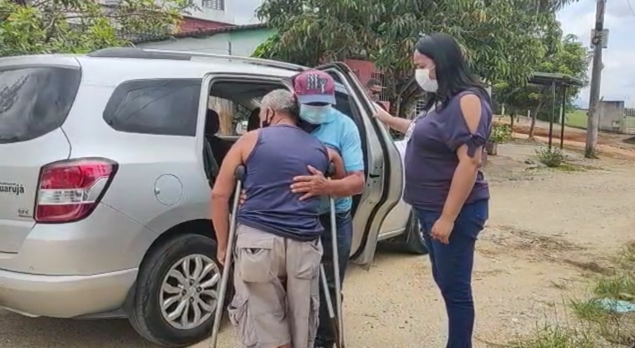 Após 38 anos, Idoso abrigado em Guarujá reencontra família em Tremembé Divulgação/ Prefeitura de Guarujá