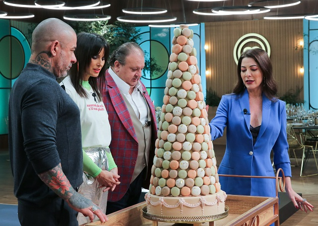 MasterChef Profissionais terá prova com torre de macaron no próximo episódio Melissa Haidar/Band