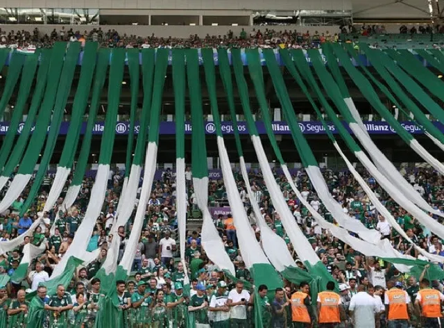 Torcida do Palmeiras acredita na virada na final do Paulistão