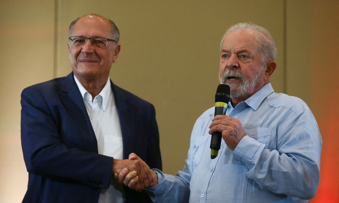 Lula e Alckmin serão diplomados pelo TSE nesta segunda (12) Foto: Reuters