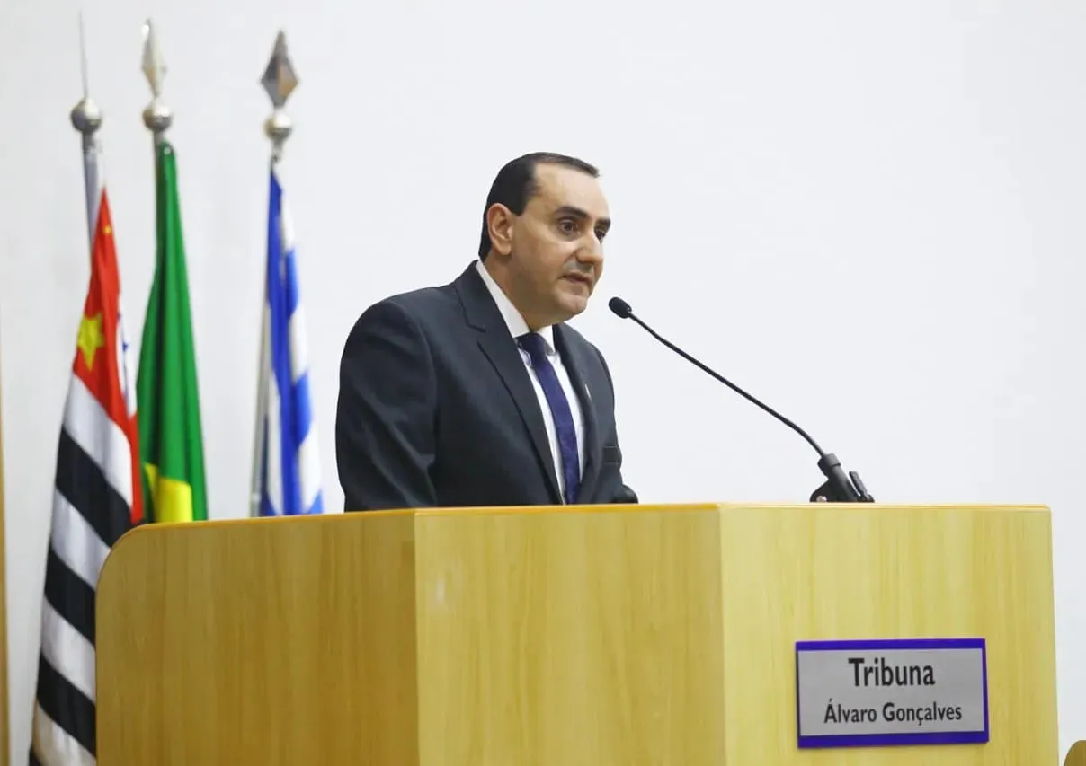 Anderson, durante fala na tribuna da Câmara Municipal de São José dos Campos
