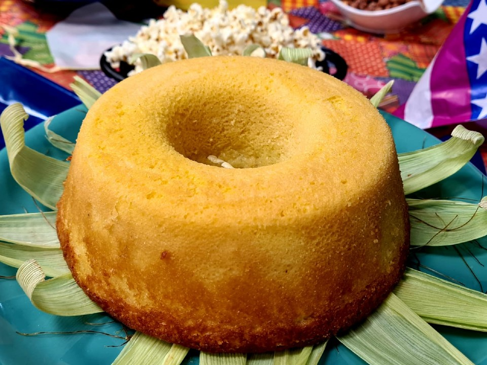 Bolo de Fubá Cremoso no Liquidificador