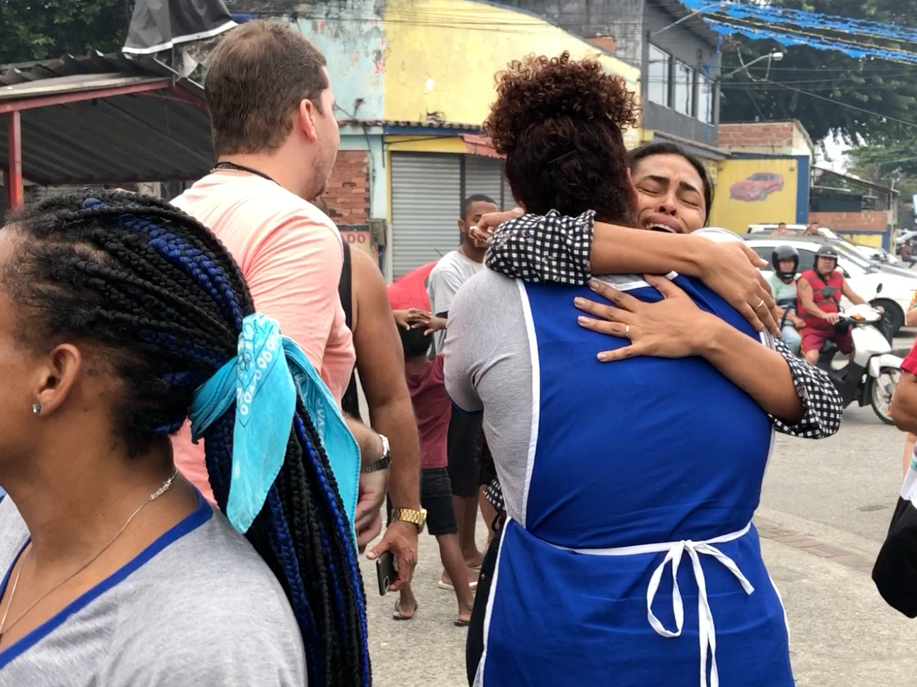 Não há nenhum ferido no incêndio que atingiu a escola na Zona Norte Felipe Lima/Band Rio