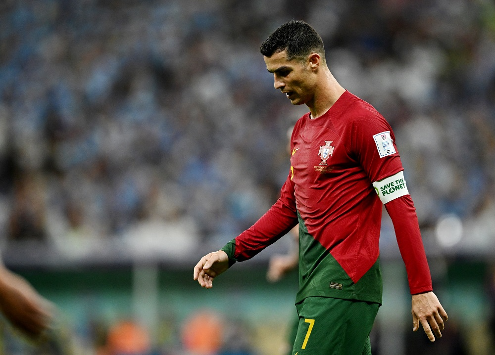 Ronaldo tocou ou não na bola? FIFA vai analisar golo - SIC Notícias