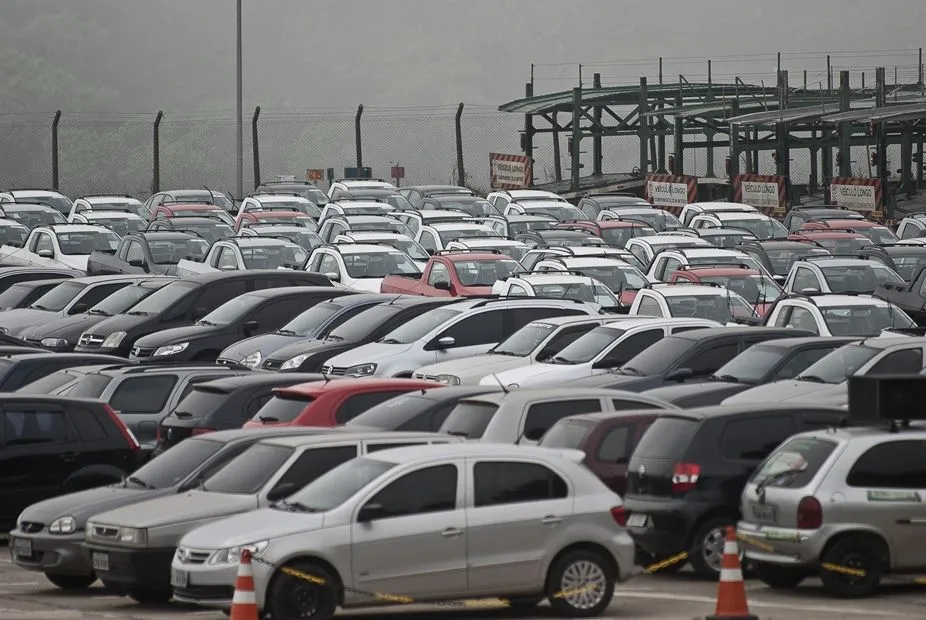 Produção de veículos tem alta de 6,8% em maio; vendas tiveram queda de 0,9%