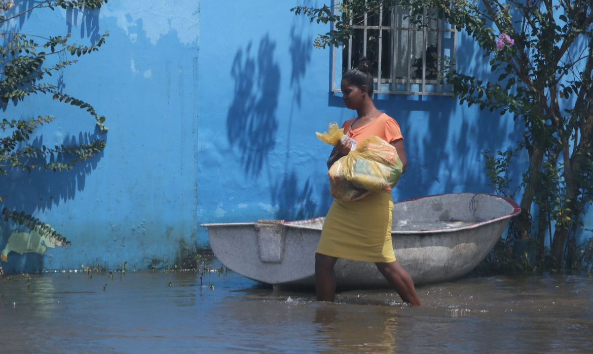 Enchente deixa moradores do sul da Bahia sem casa Camila Souza/GovBA