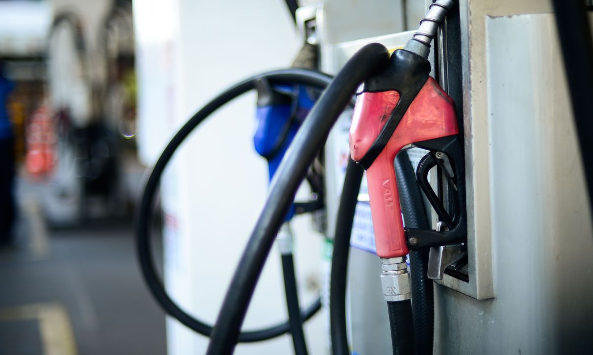 Preços da gasolina tiveram queda de 1,78% em janeiro