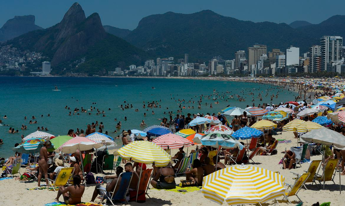 Quinze praias estão próprias para banho na cidade Tomaz Silva/Agência Brasil