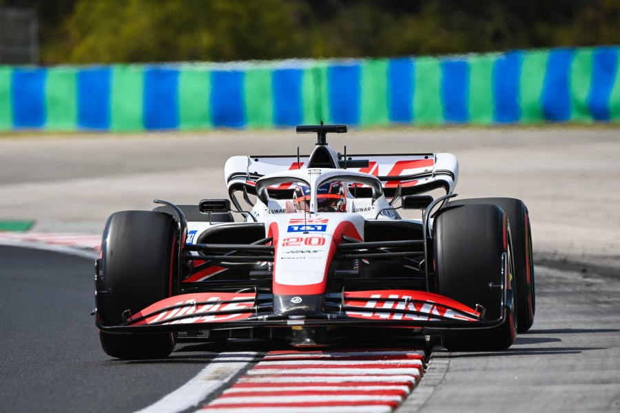 Equipe estreou novo pacote aerodinâmico na Hungria, mas só com Kevin Magnussen Haas F1 Team