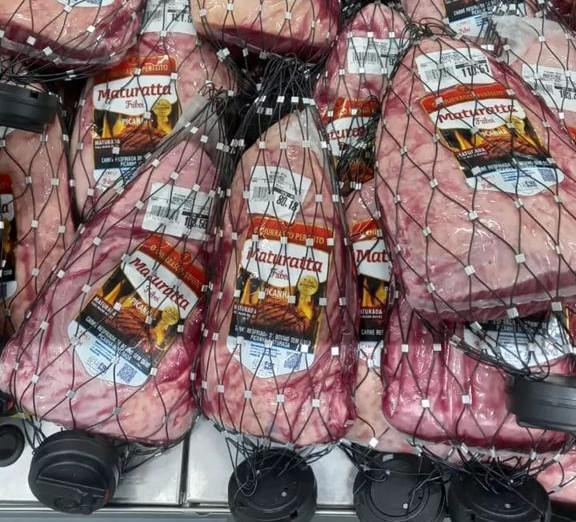 Carnes protegidas com lacre de segurança Luzas Jozino