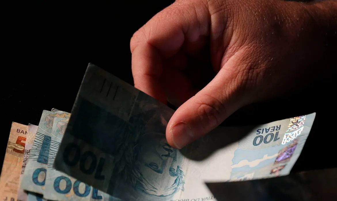 Valores a Receber: Correntistas já resgataram R$ 900 mil "esquecidos" em bancos