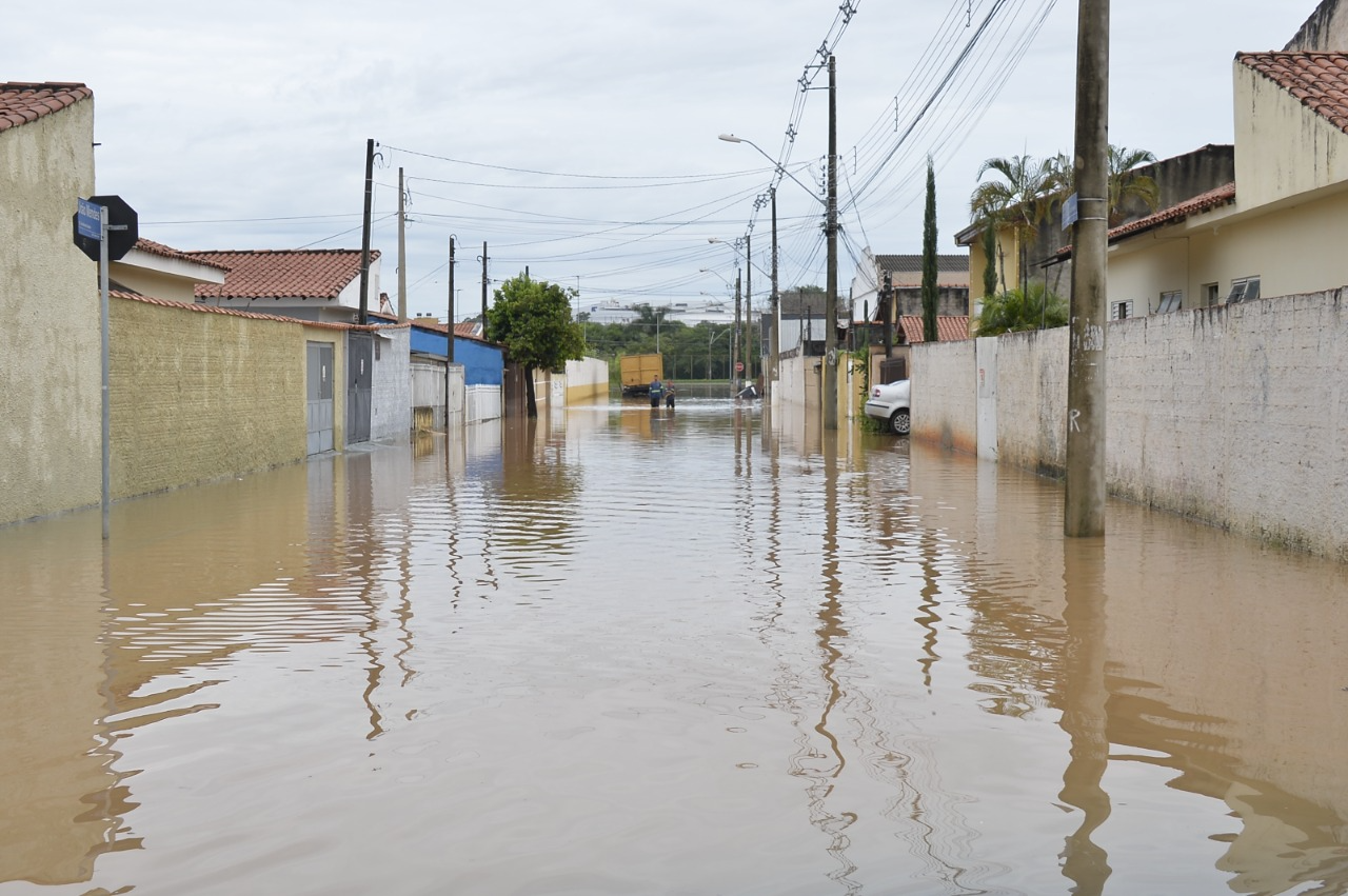 Houve alagamentos por causa do transbordamento do Rio Sorocaba e de córregos Julio Leite/ Cortesia