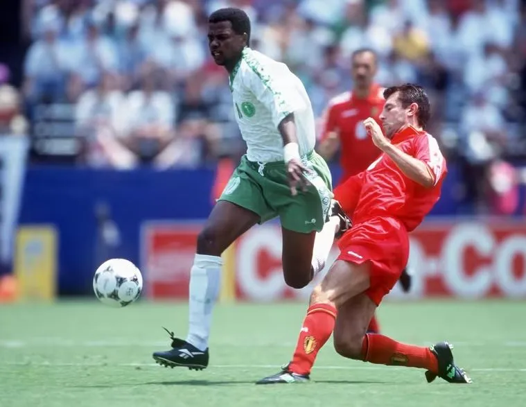 Owairan supera marcação belga para anotar gol antológico na Copa de 1994