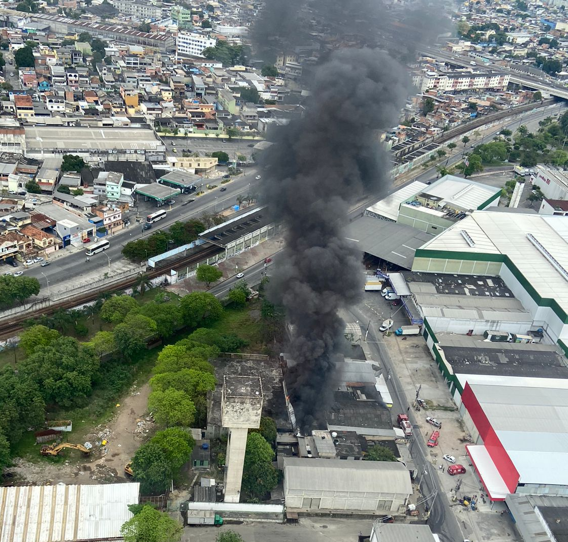 Ainda não há informações sobre a causa do incêndio Divulgação