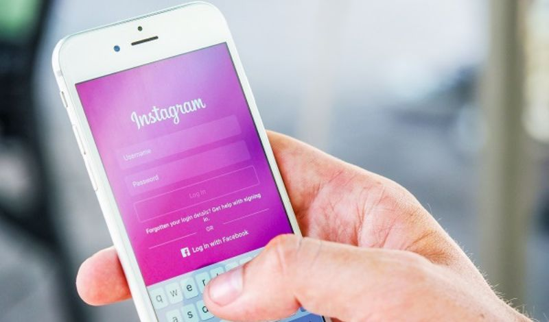 Instagram apresenta falha e suspende contas de usuários Pexels