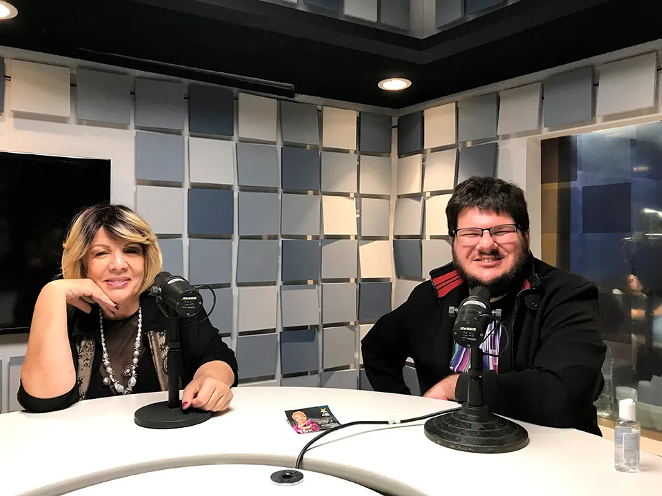Leila Navarro e Danilo Gobatto, na Rádio Bandeirantes
