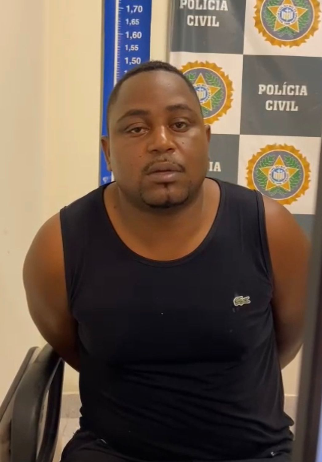 César foi registrado, em câmeras de segurança, fugindo do local do crime Reprodução/Polícia Civil