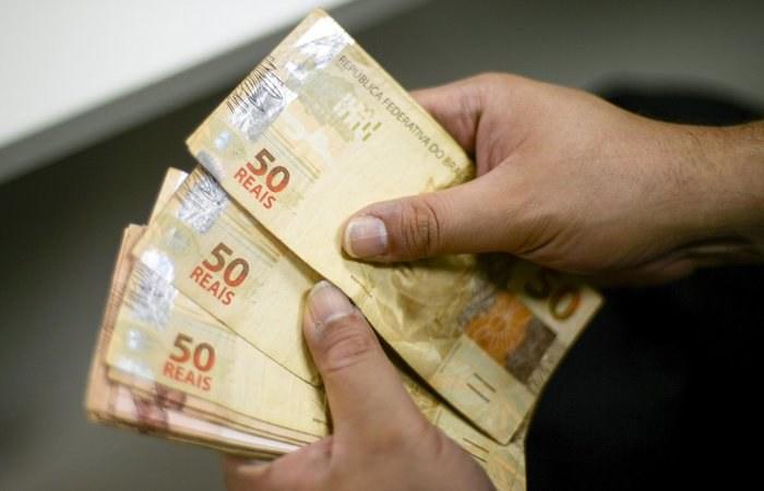 Orçamento 2023 prevê salário mínimo de R$ 1,3 mil Divulgação/Governo Federal