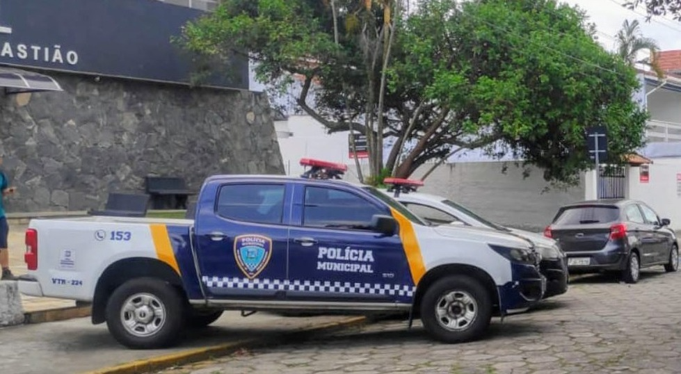 O homem foi conduzido ao 1º Distrito Policial, onde foi preso em flagrante Divulgação/ PMSSB