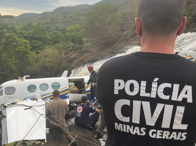 Polícia de Minas Gerais vai ouvir testemunhas da queda do avião que levava Marília Mendonça 