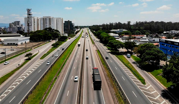 Trânsito na Via Dutra, em São José dos Campos Divulgação/CCR Nova Dutra