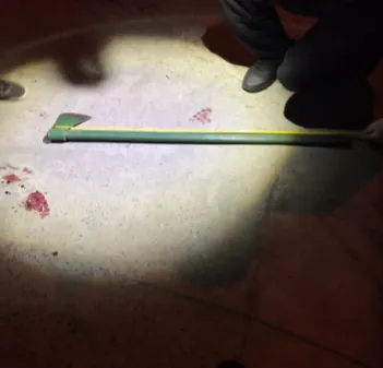 Homem usou um machado para atacar o policial