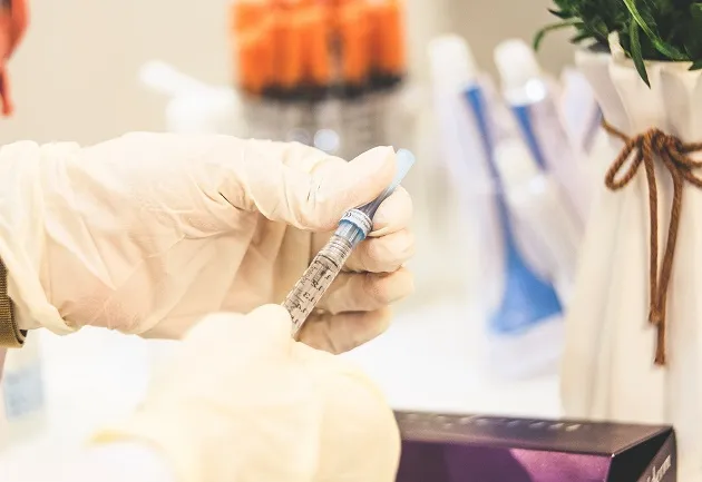 Cidade do RJ anuncia vacinação contra Covid em janeiro; clínicas de família serão utilizadas