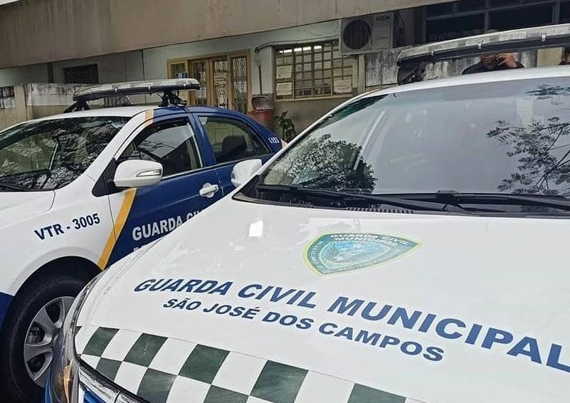 Homem é preso após invadir apartamento de ex-companheira e fazer crianças reféns  Divulgação