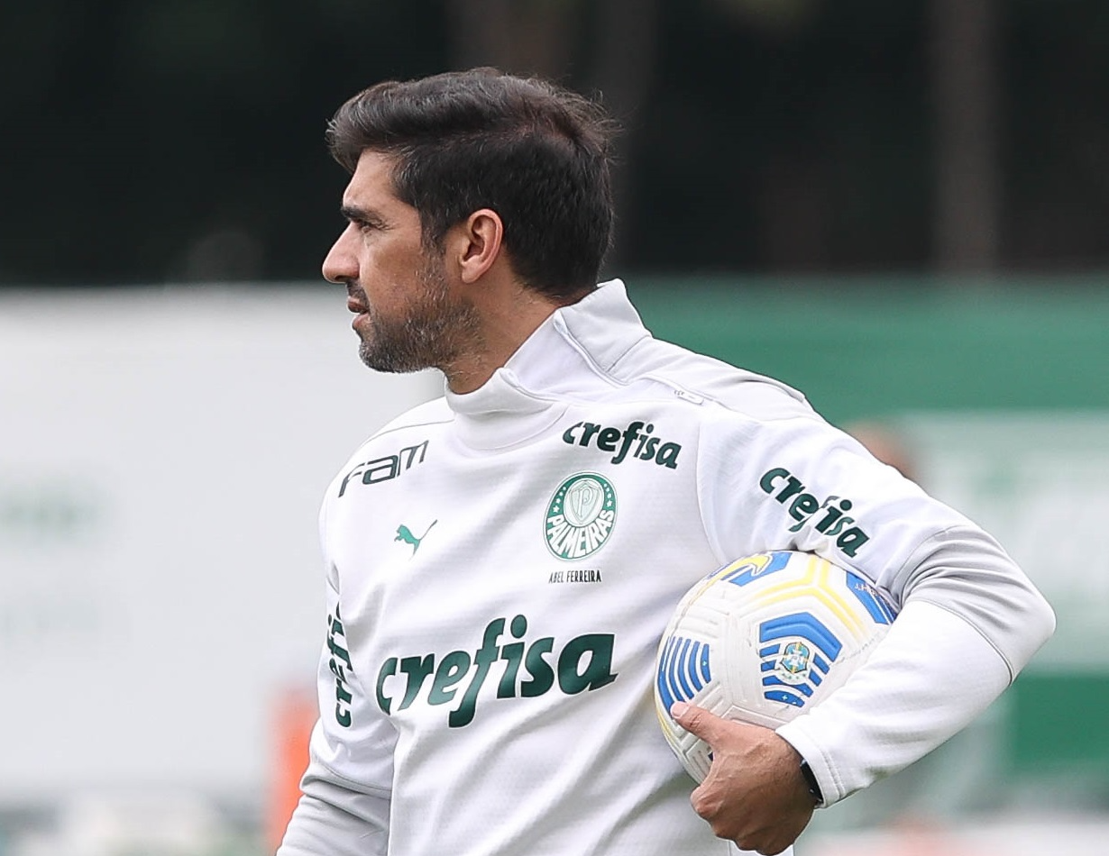 Há um ano no Palmeiras, Abel Ferreira é cobiçado novamente pelo Al Rayyan, do Catar