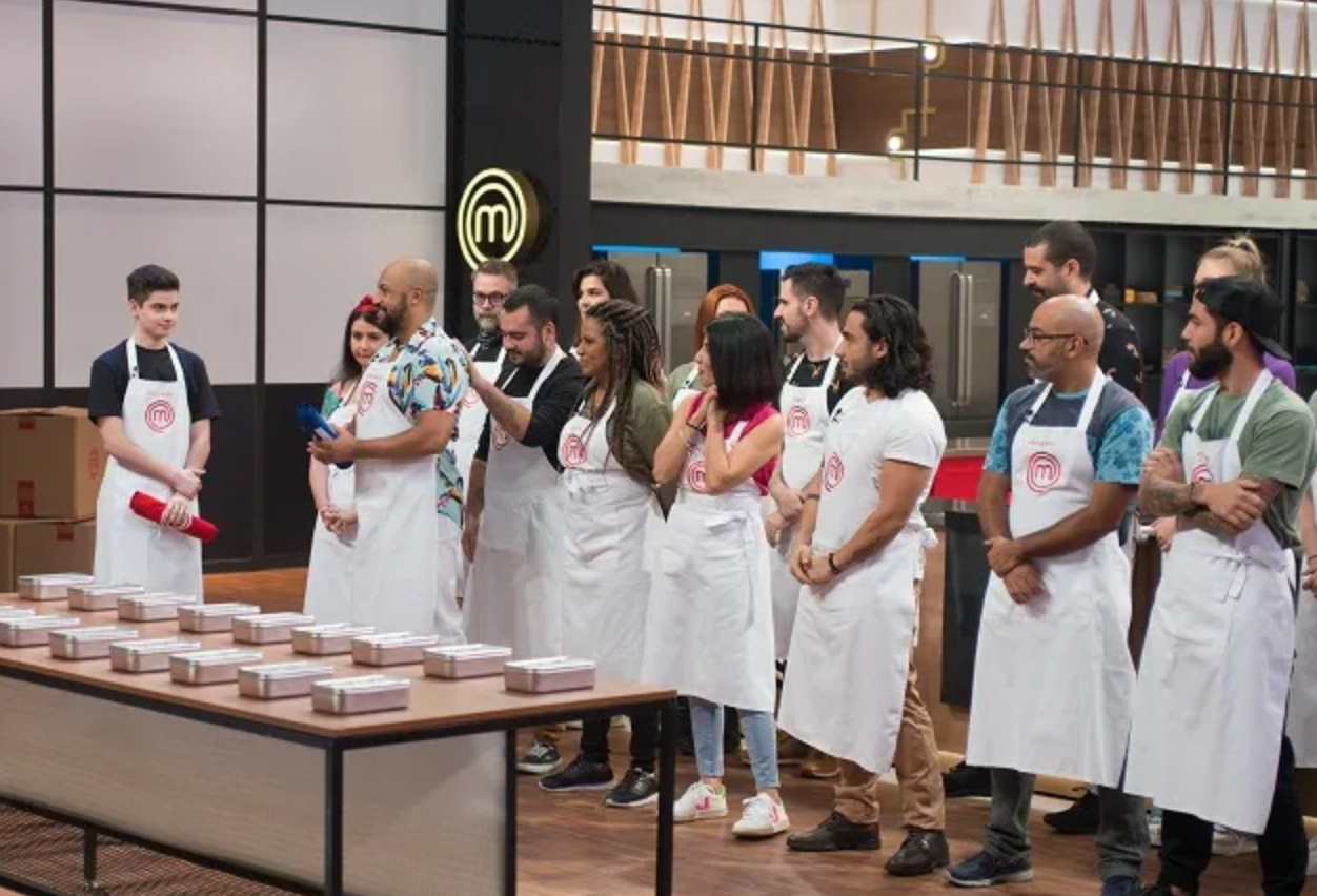 Primeira prova em equipes agitou o 4º episódio do MasterChef Brasil Carlos Reinis/Band