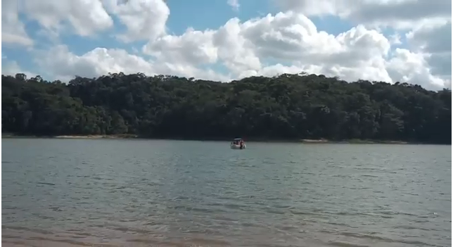 Acidente aconteceu na lagoa Várzea das Flores, em Contagem Redes Sociais/ Reprodução