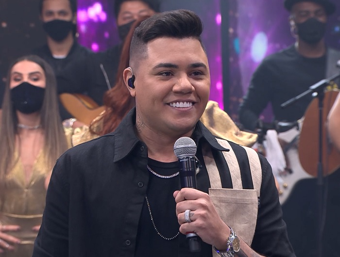 Felipe Araújo é convidado da Pizzaria do Faustão desta segunda Reprodução/Band