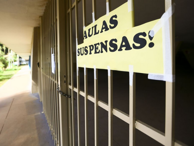 A partir de segunda-feira (09), as escolas estaduais ficarão sem aula presencial durante uma semana Foto: Marcelo Camargo/Agência Brasil 