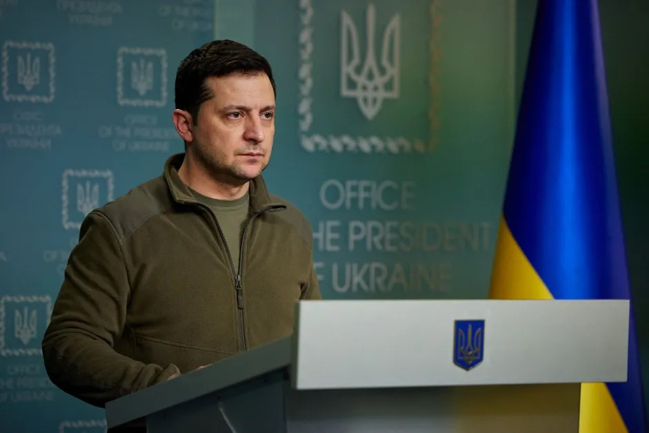 Zelensky disse que são investigados 651 relatos de servidores ucranianos trabalhando para  Foto: Reuters 