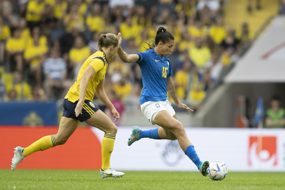 Brasil perde de virada para a Suécia em Estocolmo