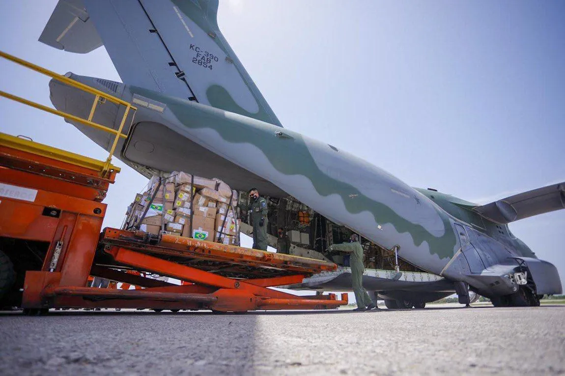Aeronave da FAB leva 11,6 toneladas de ajuda humanitária; retorno ao Brasil está previsto 