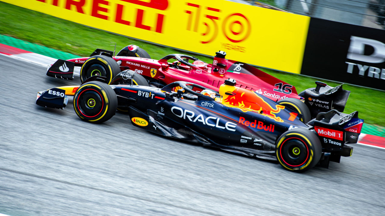 A F1 é transmitida com exclusividade pelo Grupo Bandeirantes Reprodução/ Twitter Ferrari