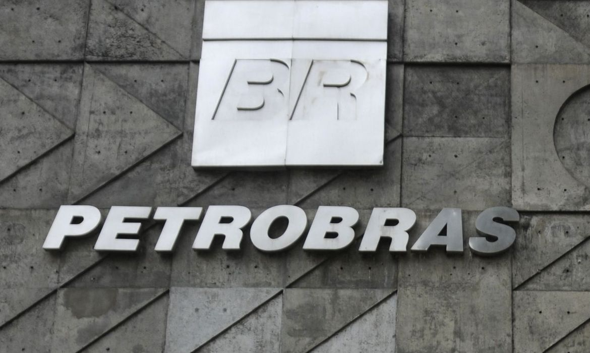 Esta é a segunda redução consecutiva promovida pela Petrobras. Foto: Agência Brasil