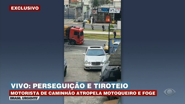 Fuga terminou em tiroteio na Avenida Eliseu de Almeida Reprodução