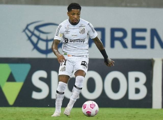 Flamengo acerta contratação de Marinho, do Santos