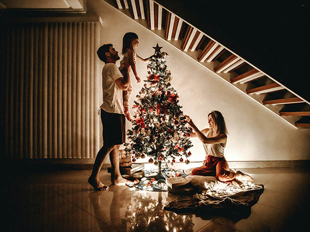 Faltando menos de um mês, brasileiros já pensam em maneiras de celebrar Natal com segurança Jonathan Borba/Unsplash