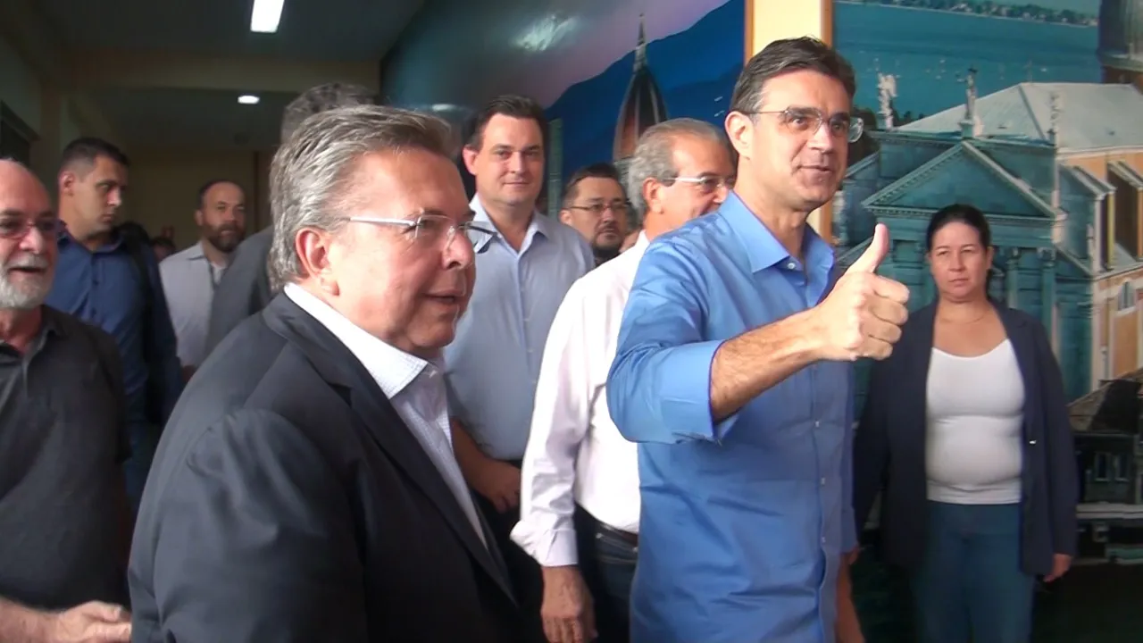 Rodrigo Garcia se reuniu com prefeitos