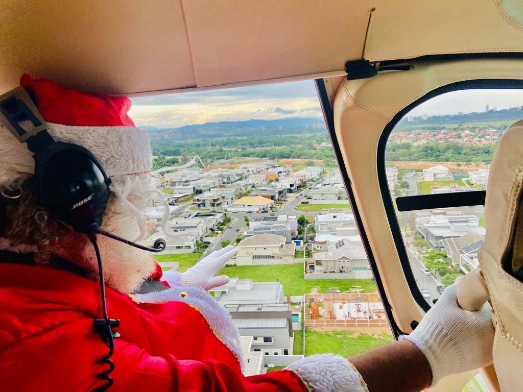 Papai Noel chega de helicóptero a Caçapava neste sábado (27) Divulgação/ Prefeitura Caçapava