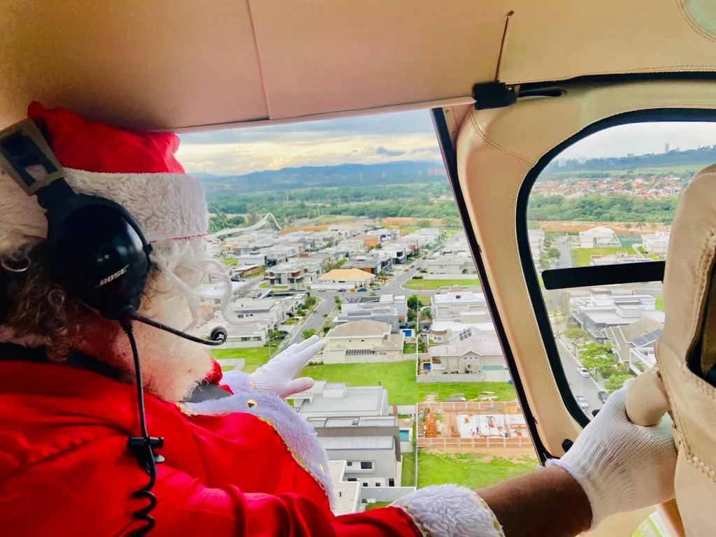 Papai Noel chega de helicóptero a Caçapava neste sábado (27)
