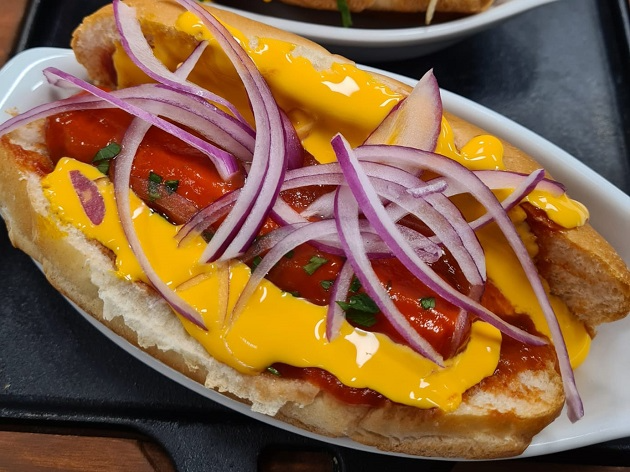 Dia do cachorro-quente: conheça a origem do hot dog