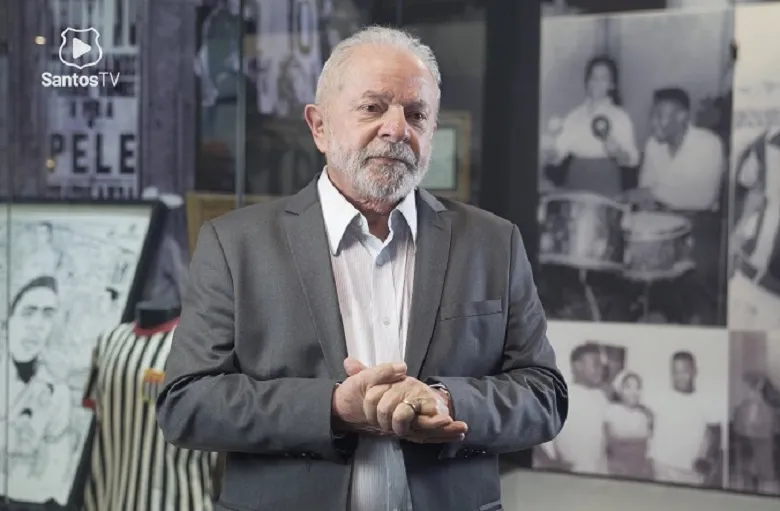 Lula gravou depoimento em velório de Pelé: "o melhor e mais humilde"