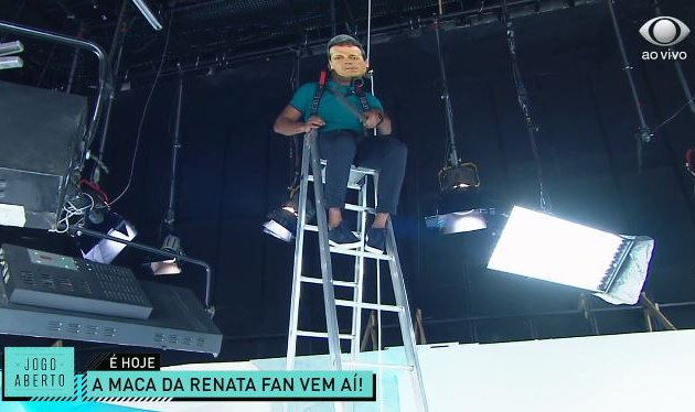 Denílson tirou onda com Renata Fan no Jogo Aberto desta quinta-feira Reprodução 